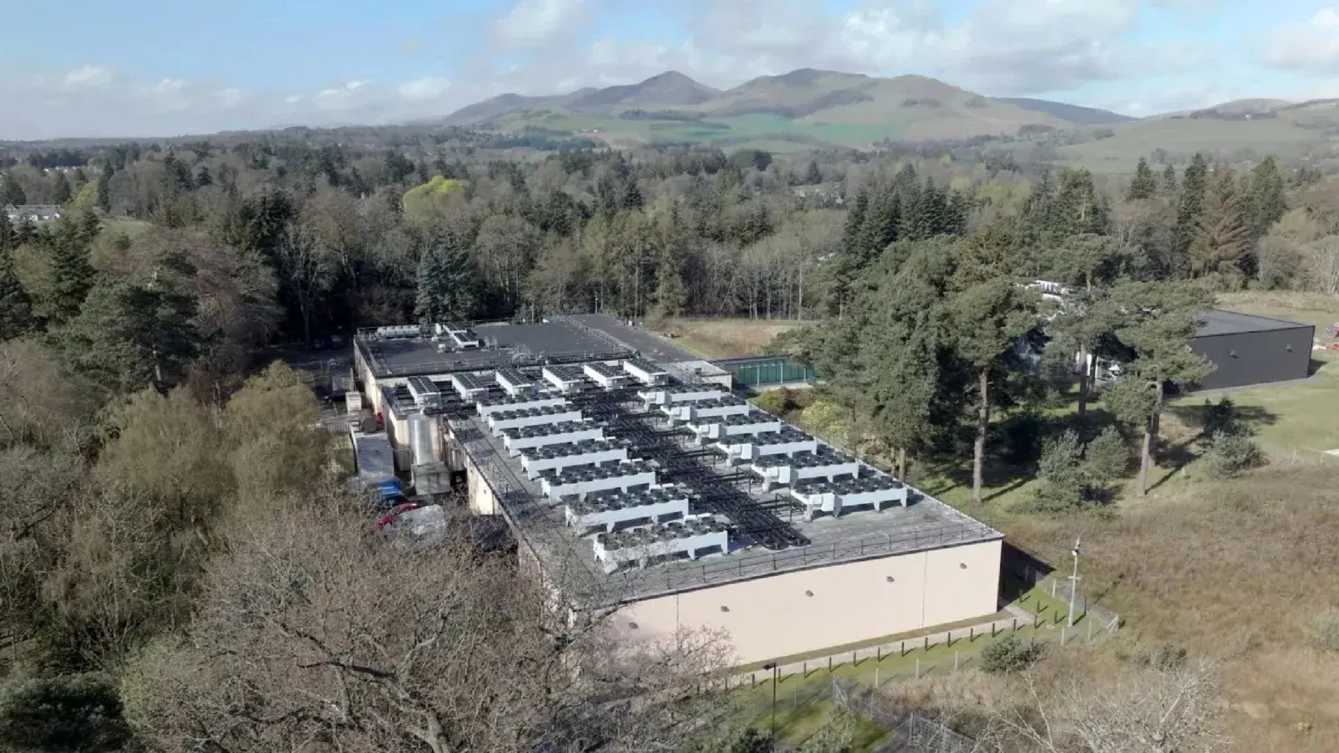 英國新建 9.56 億美元超級電腦將促進人工智能研究