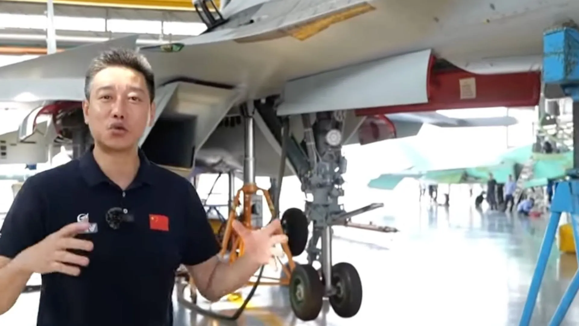 中國首次曝光 J-35 隱形戰鬥機生產設施