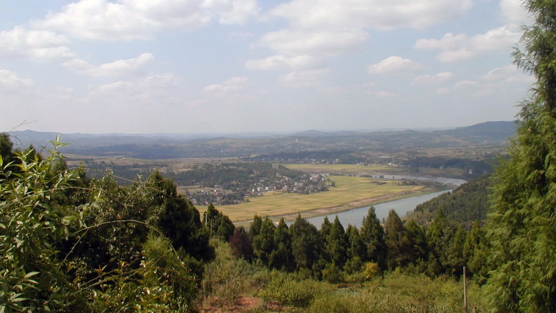 南中國發現 8 億年歷史火山鏈埋藏遺跡