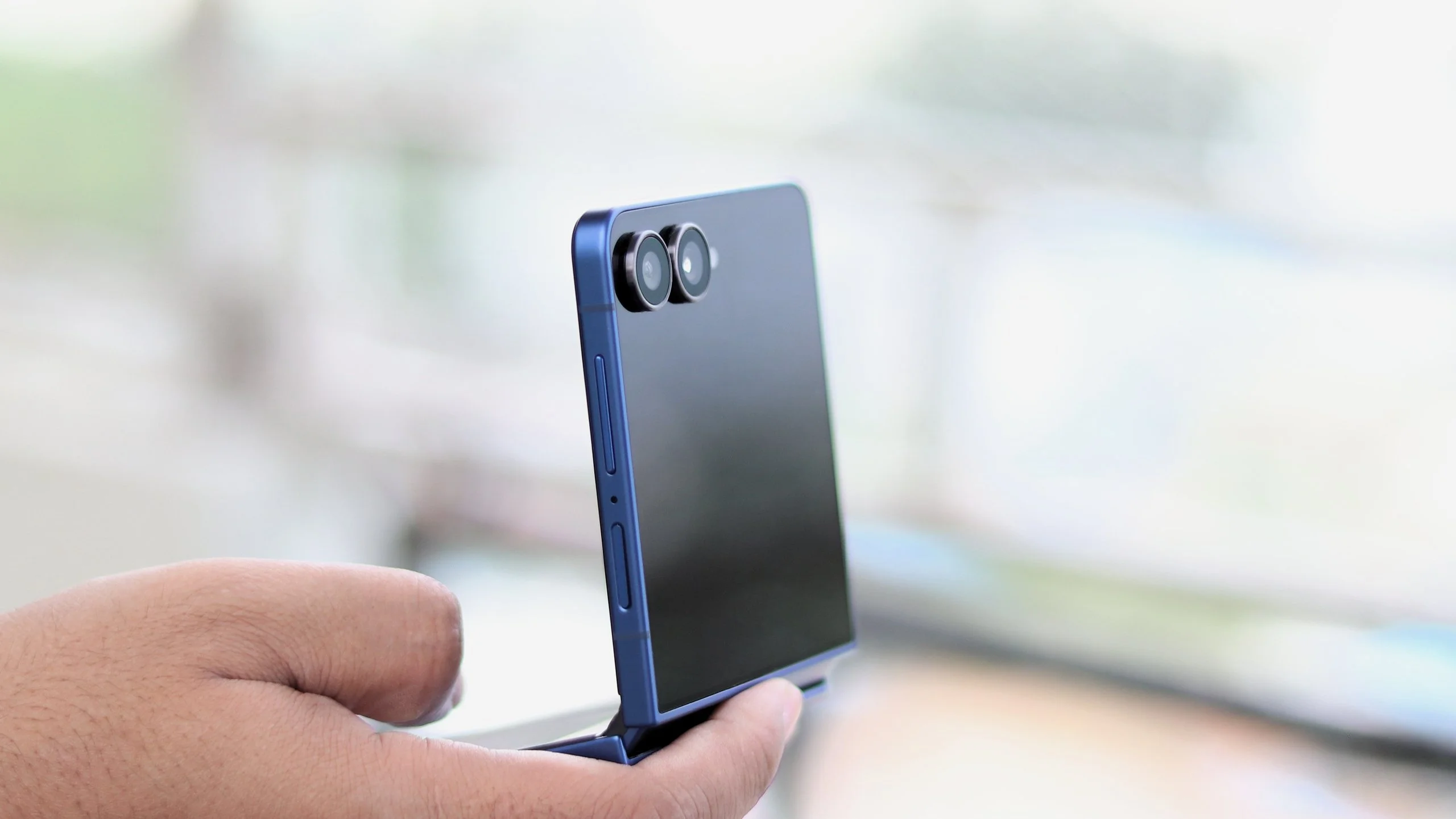 Galaxy Z Flip 7 首部具備 UWB 功能的翻蓋手機，但存在限制