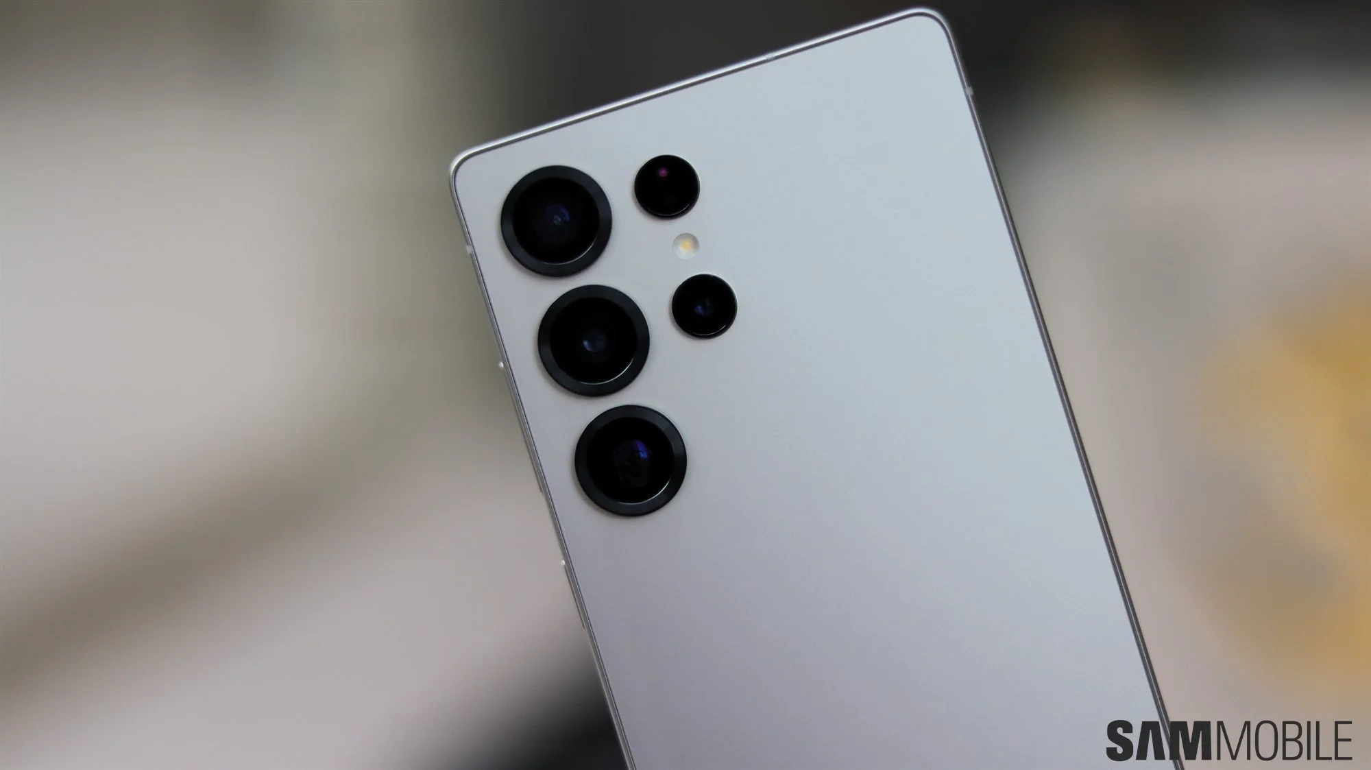 Samsung Galaxy S26 Ultra 改進相機配置及新處理器規格詳情