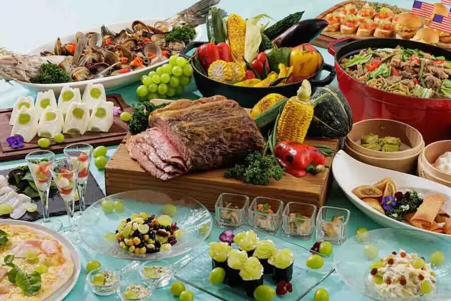 日本 大阪環球影城「光輝葡萄自助餐」開幕 盡享夏季美味盛宴