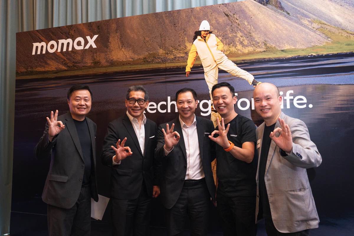 Momax 發佈全球首款智能戒指、跨平台定位器及 Qi2 無線充電座