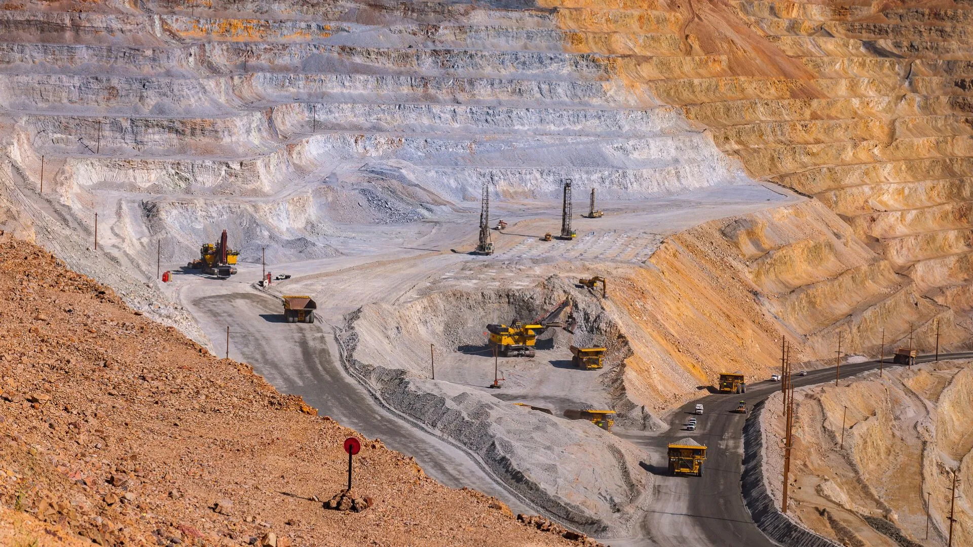 美國礦場廢料中的鋰能為 1,000 萬輛電動車供電