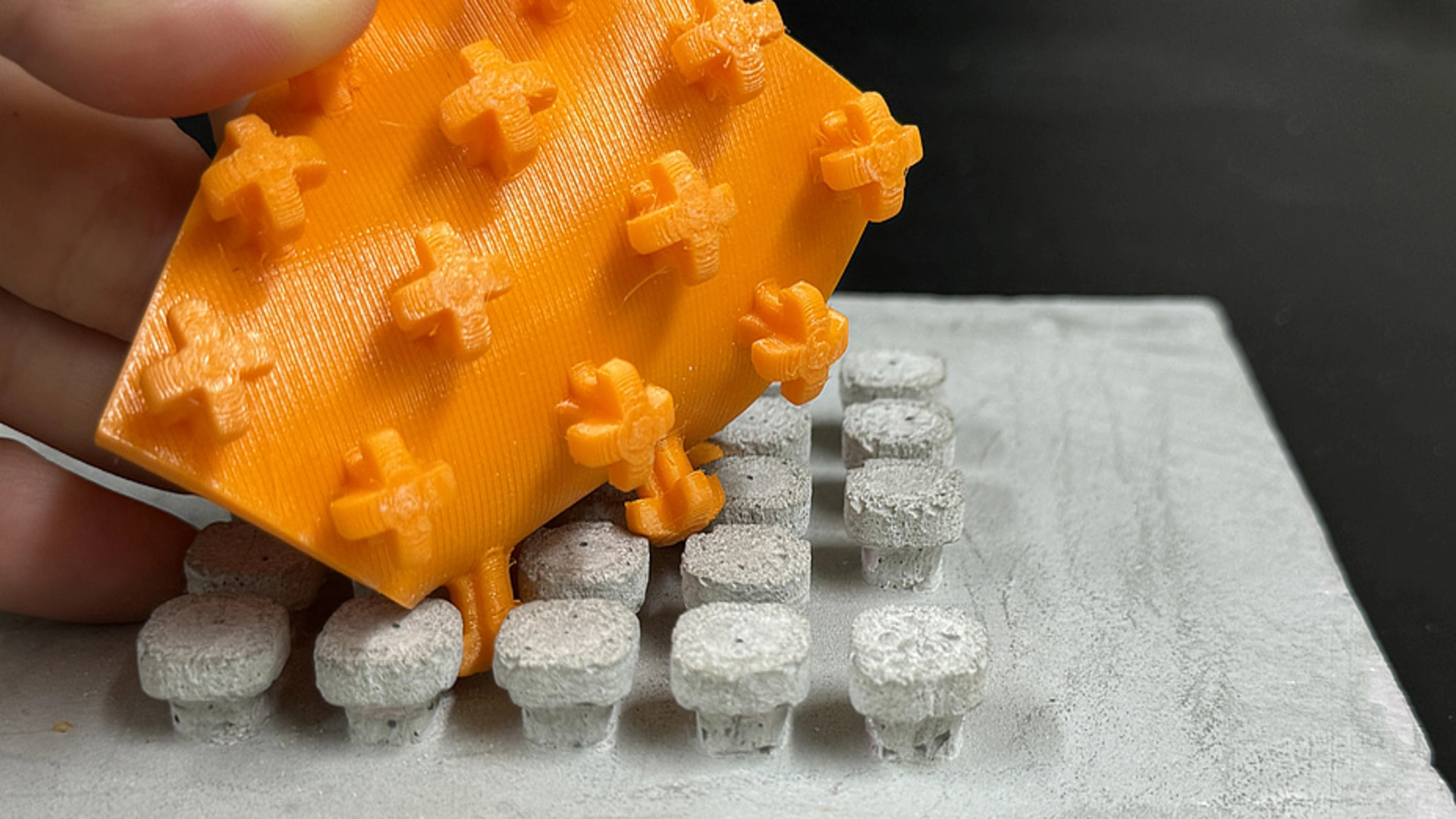 奧地利魔術貼技術降低建築維修成本