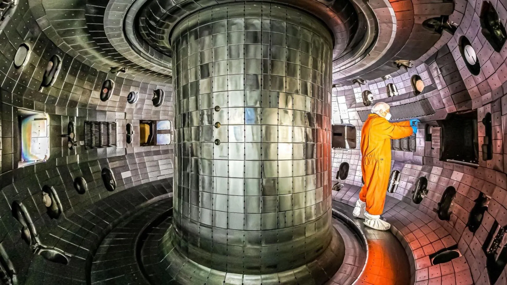 利用反向 D 等離子體突破關鍵能源難題