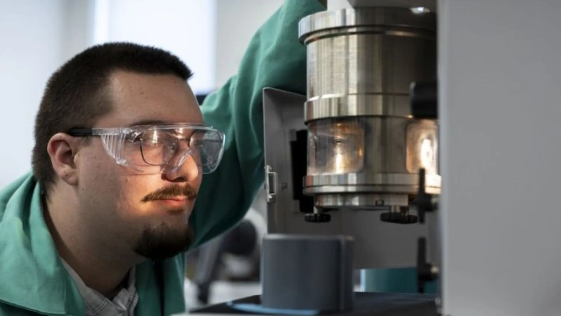 新型高能火箭燃料實現更輕、更長的飛行距離