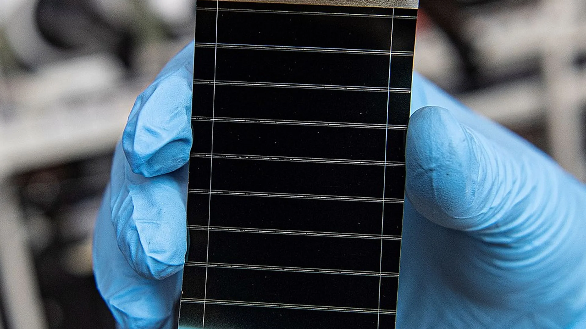 日本公司開發新型等離子體法以製造鈣鈦礦