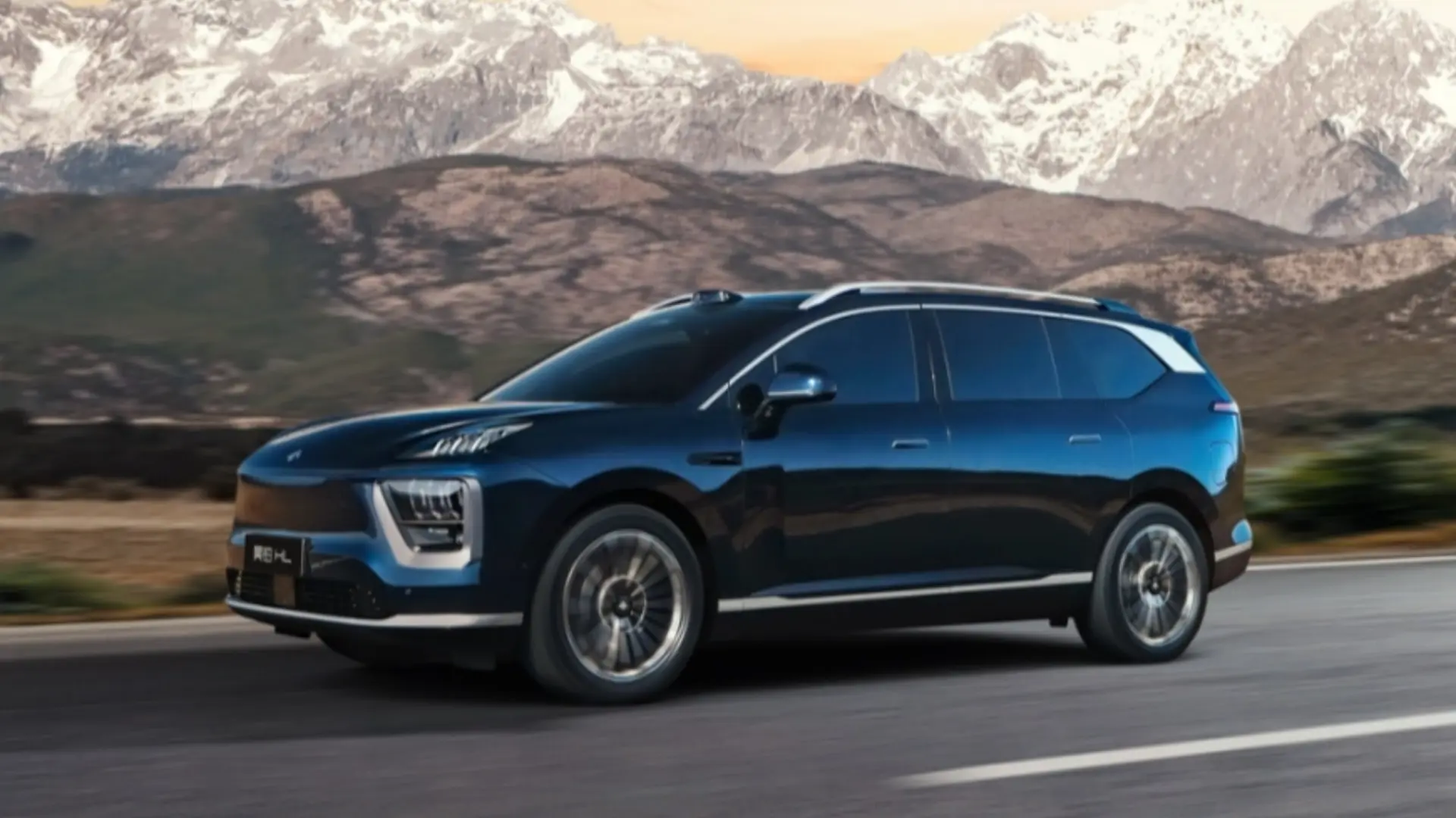 新款中國混合動力電動車具備 851 英里續航及 0-100 公里加速 7.5 秒