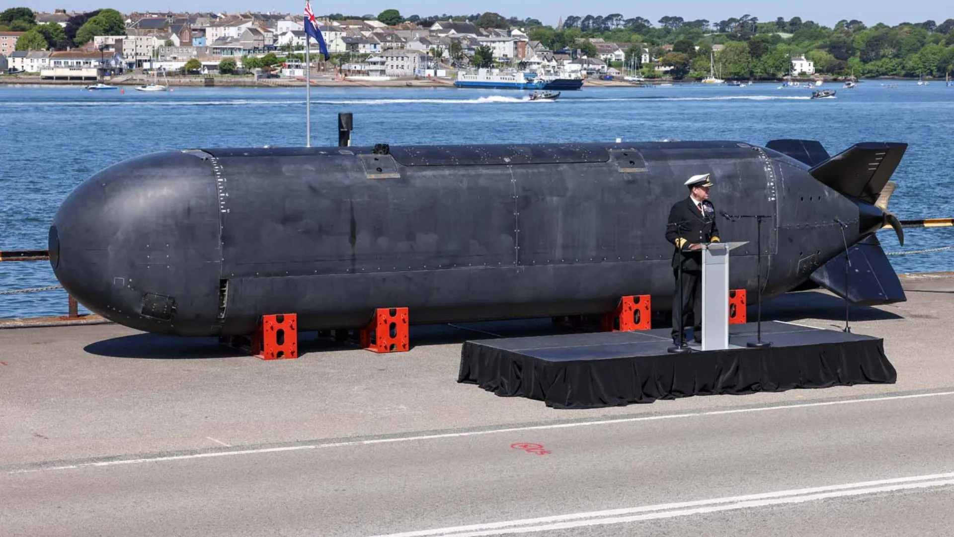 澳洲遠程操控英國潛艇無人機超過 10,000 英里