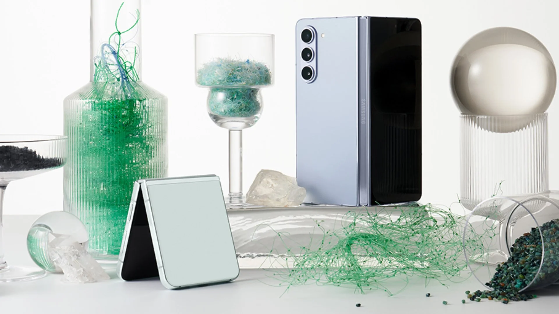 Samsung 開始發售 ‘Re-Newed’ Galaxy Z 可摺疊手機