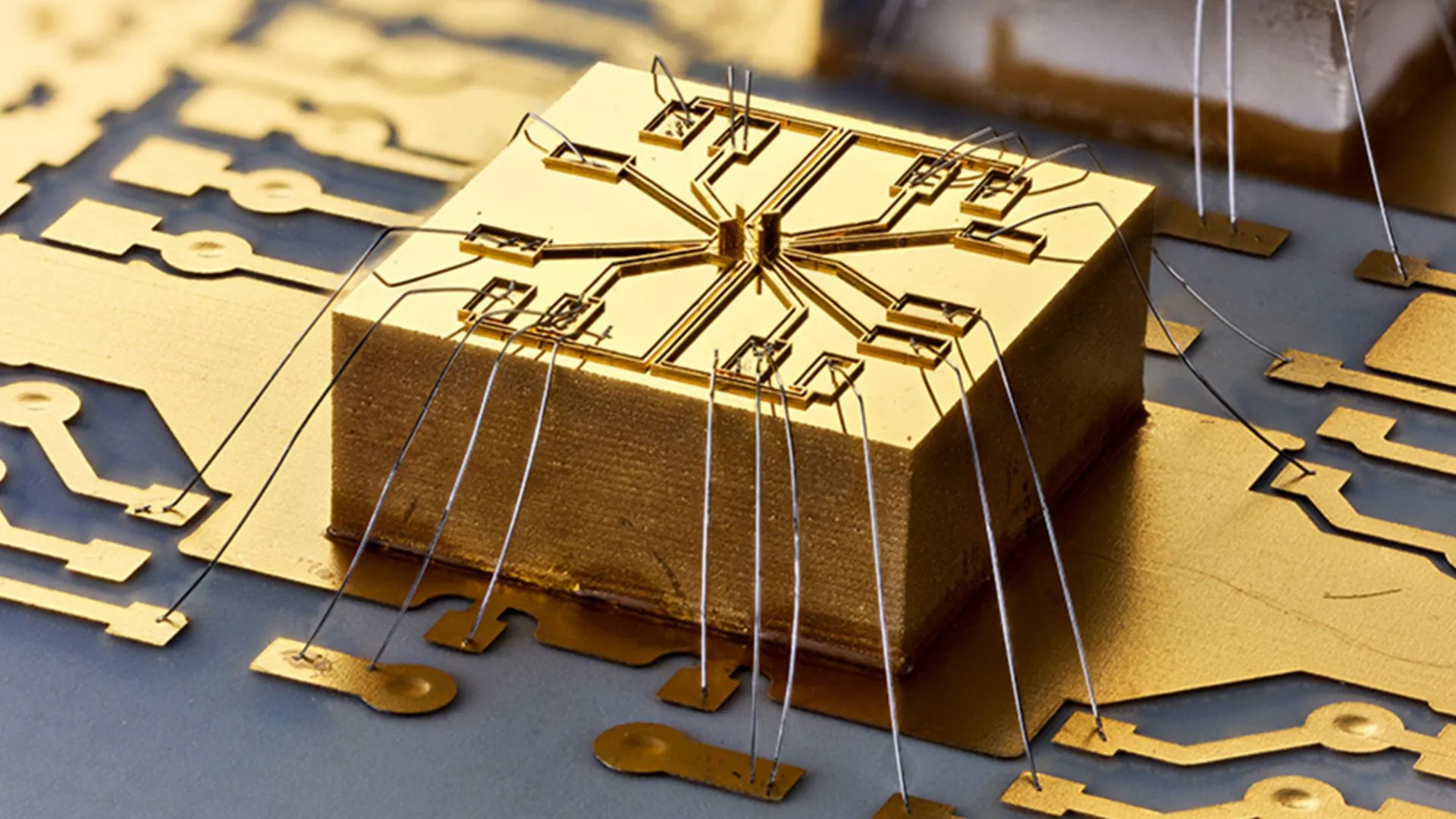 3D 打印離子阱在量子操作中達到 98% 的準確率