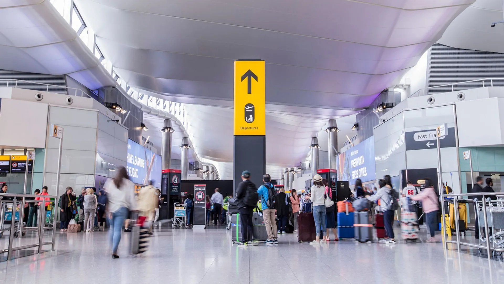 希斯羅機場 第四航站樓因危險物質事件疏散