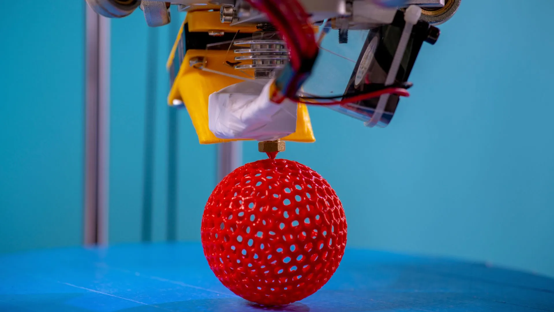 新型 3D 列印技術減少塑膠使用量保持強度