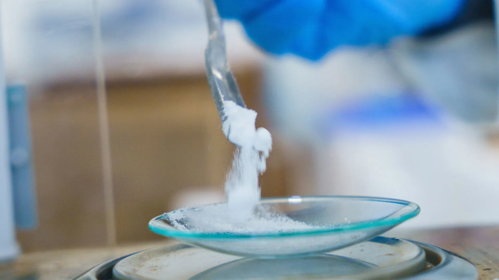 新型抗衝擊添加劑提升鋰離子電池在電動車中的安全性