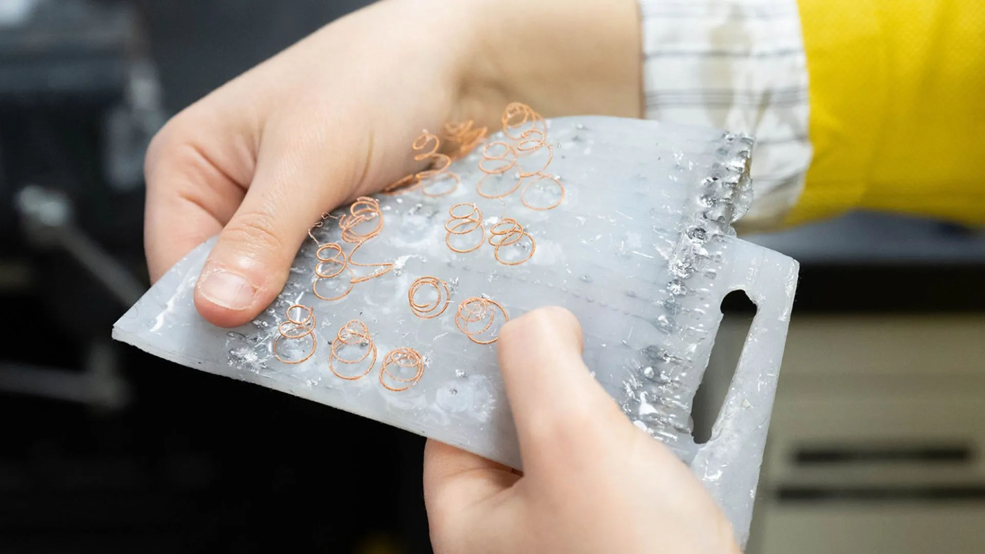 海洋生物啟發的人工肌肉提升水下載具的效率