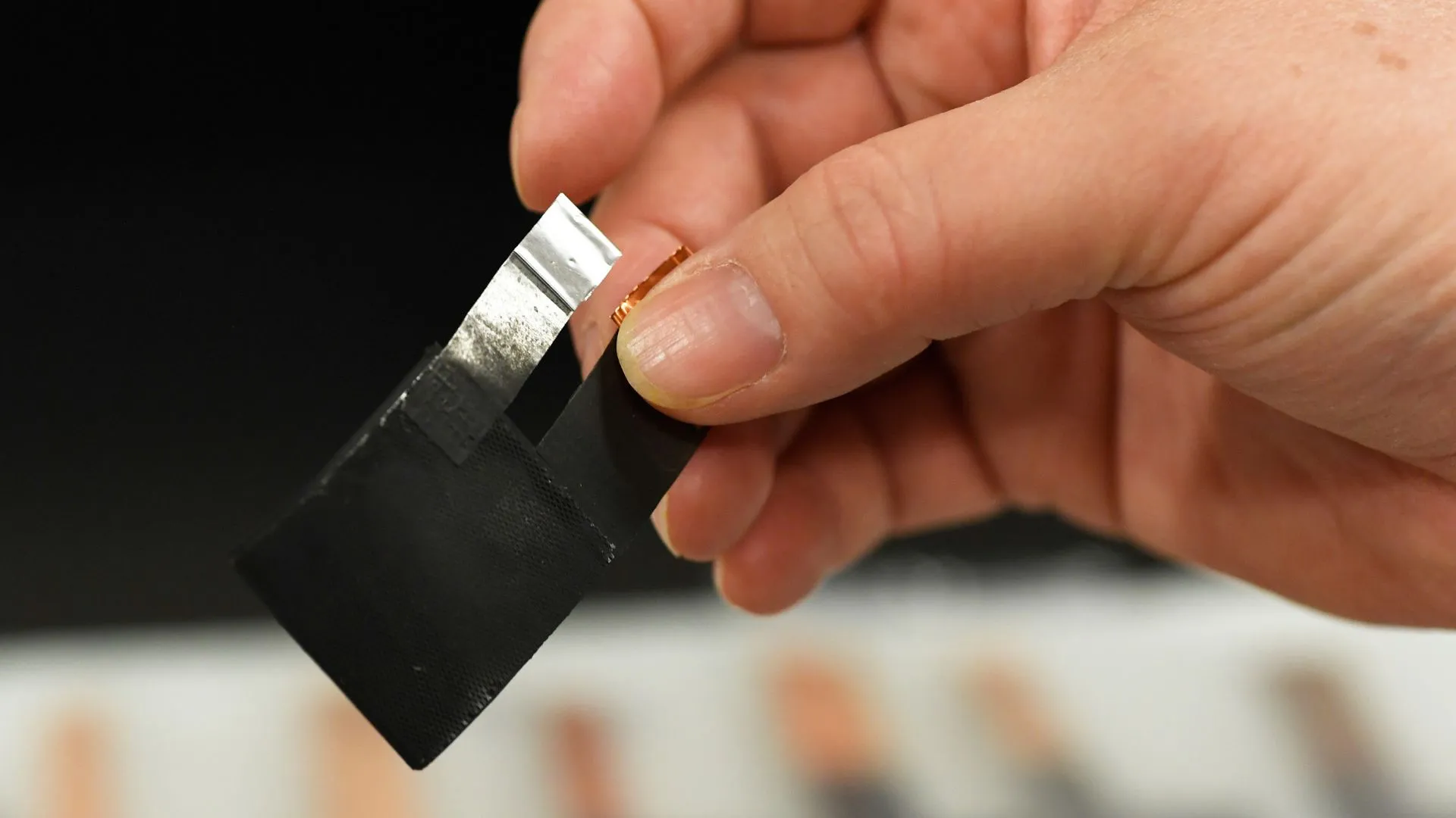 固態電池在低溫下的鈉結構表現