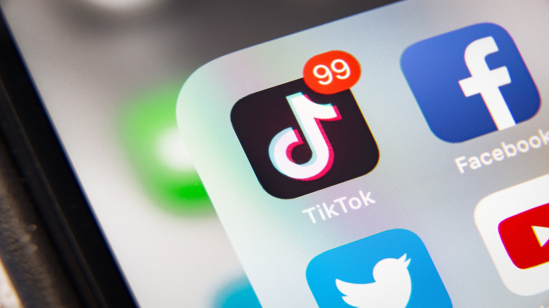 特朗普推遲 TikTok 截止日期，美國出售新定於 12 月 16 日