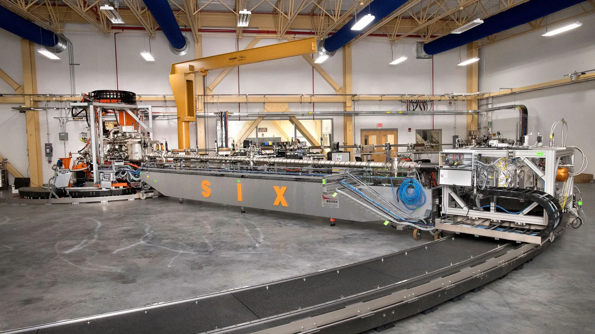 美國團隊首次觀測到磁性材料中微小的旋轉波動