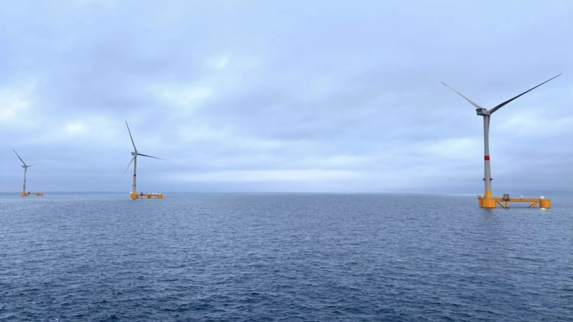 全球首個自然友好的 30 MW 浮動風電場啟用