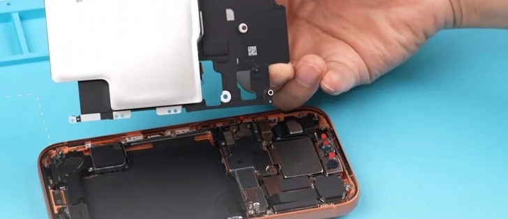 iPhone 17 Pro 拆解視頻發佈