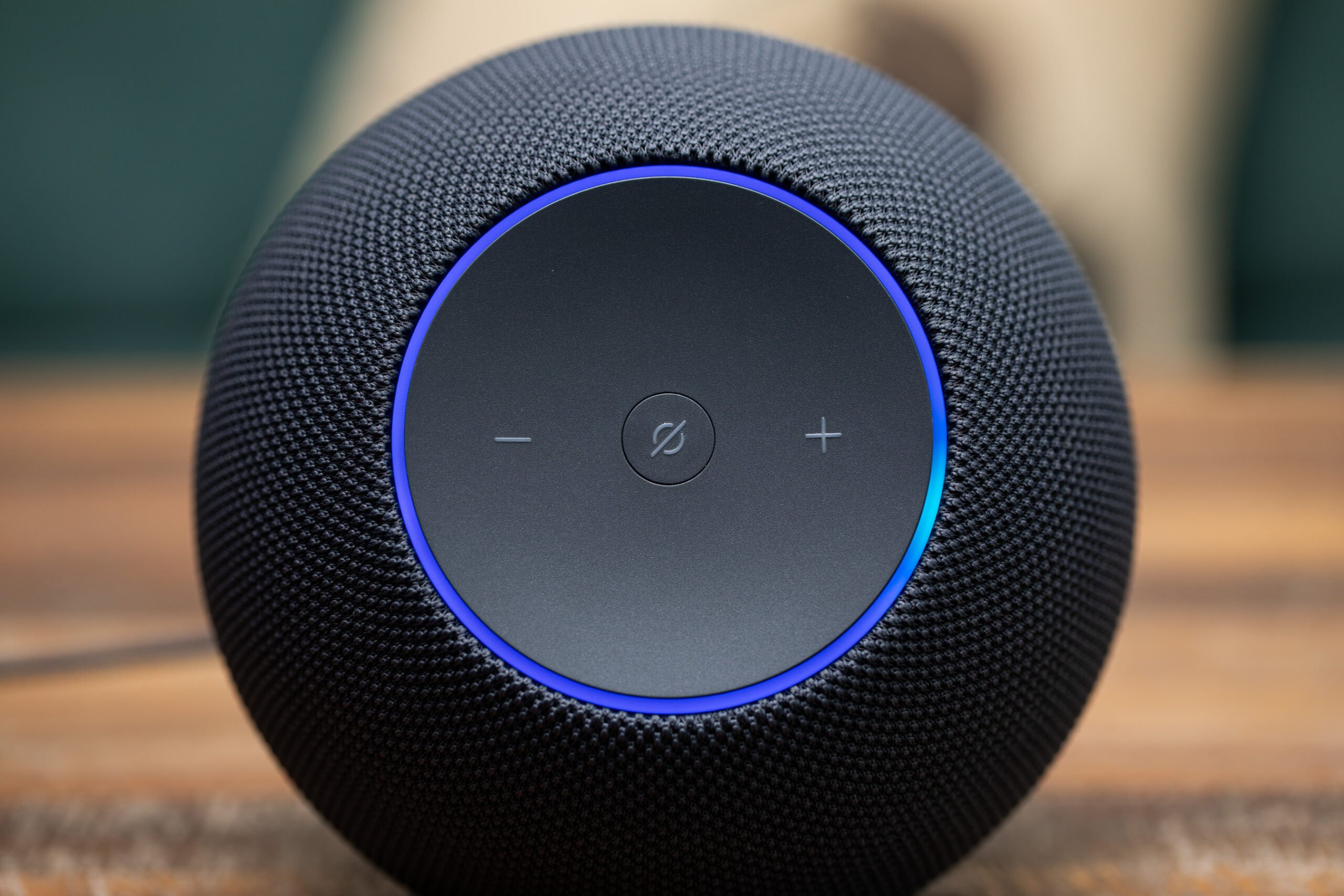 Amazon 發佈更小巧的 Echo Studio，性能提升