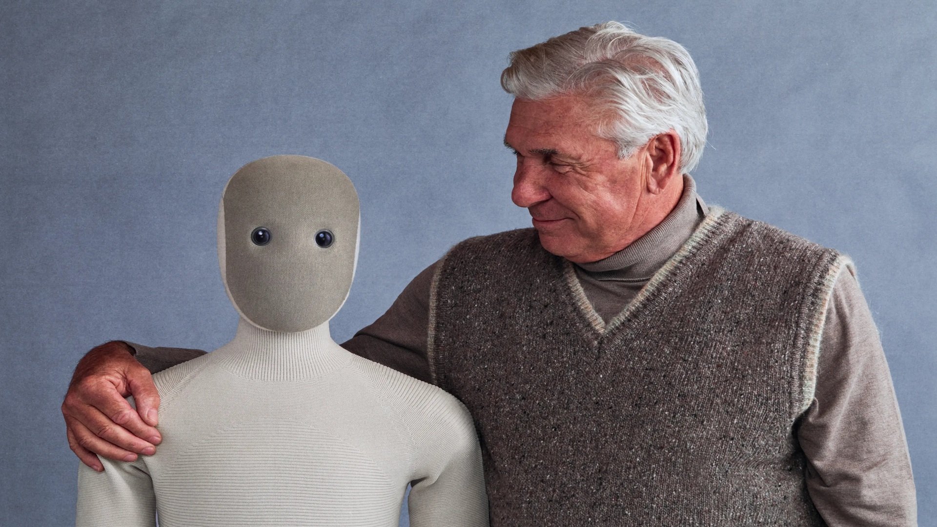 家用人形機械人 NEO 正式登場，具備摺衣、整理及自主學習能力