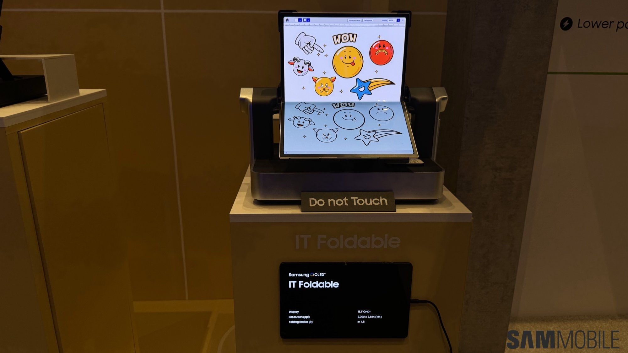 Apple 可能會在 2029 年的 iPad 中採用 Samsung 的摺疊顯示屏