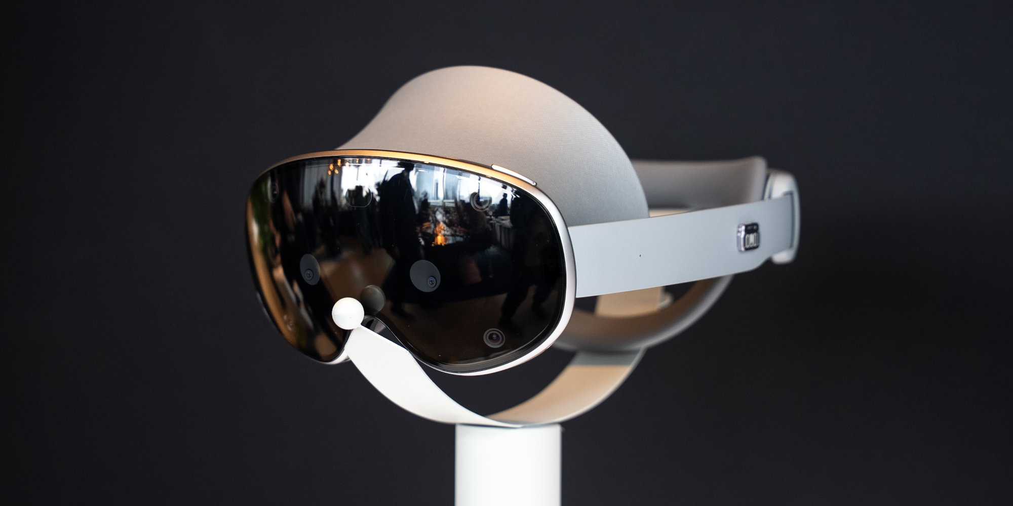 Samsung Galaxy XR 發佈引發反思，面臨市場挑戰