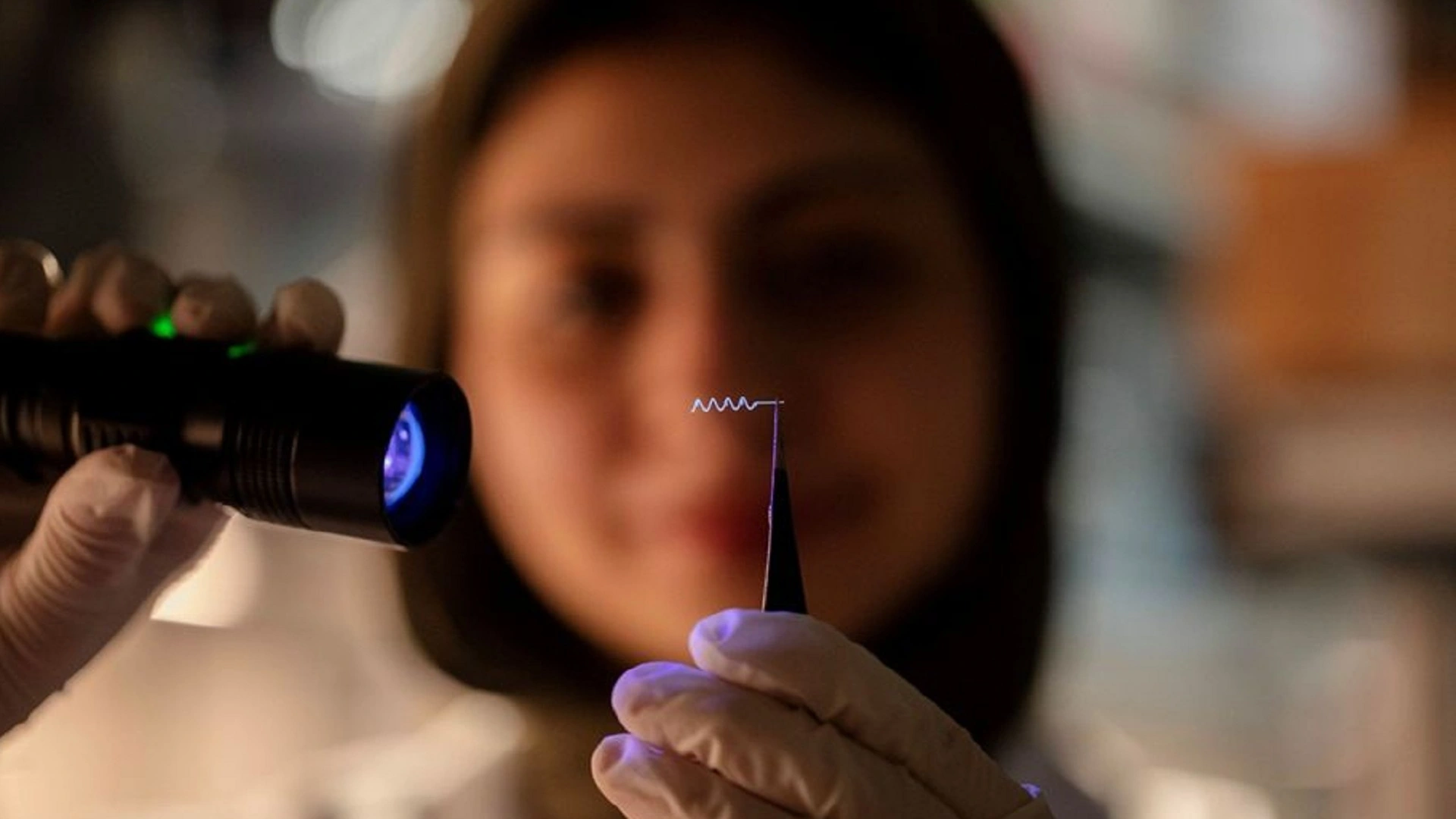 新型腦部植入物可均勻釋放藥物至敏感組織