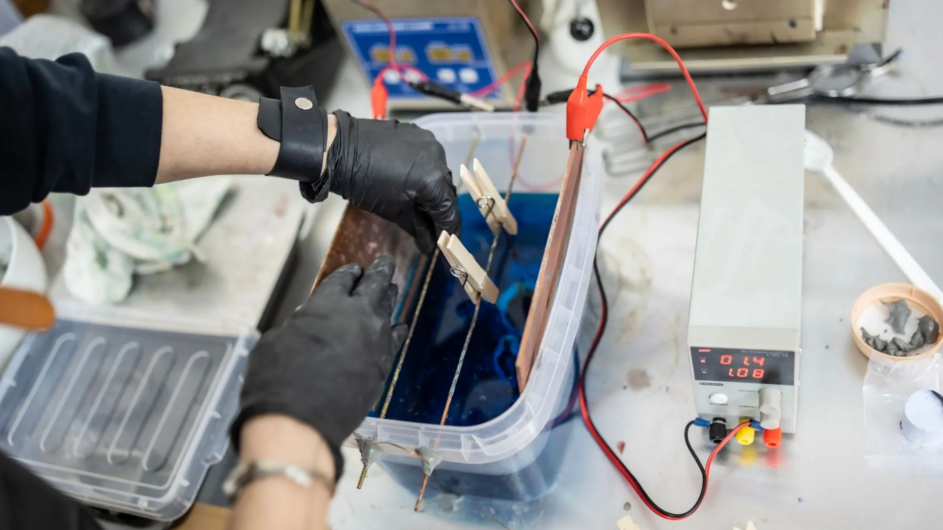 新方法利用電池自身能量回收 95% 關鍵金屬