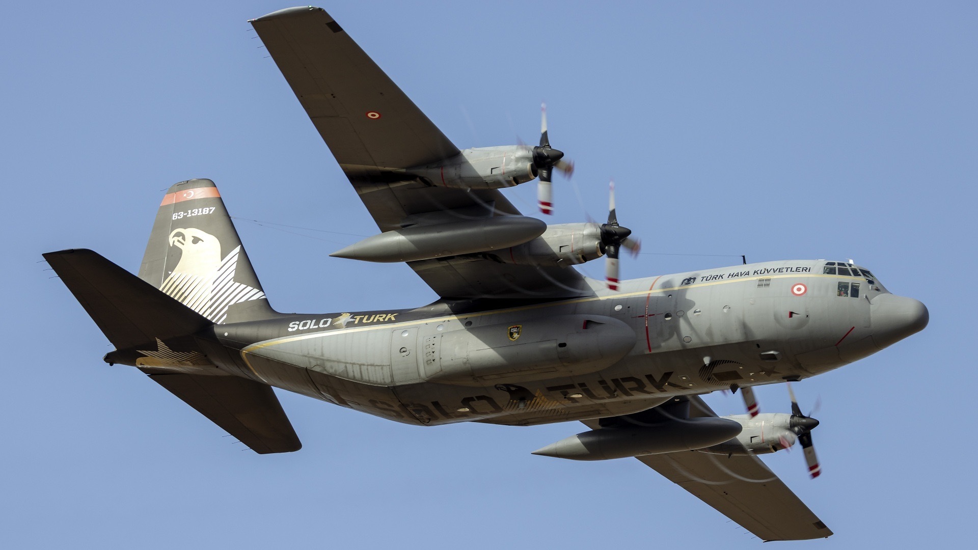 土耳其軍用運輸機在喬治亞與亞塞拜然邊境附近墜毀