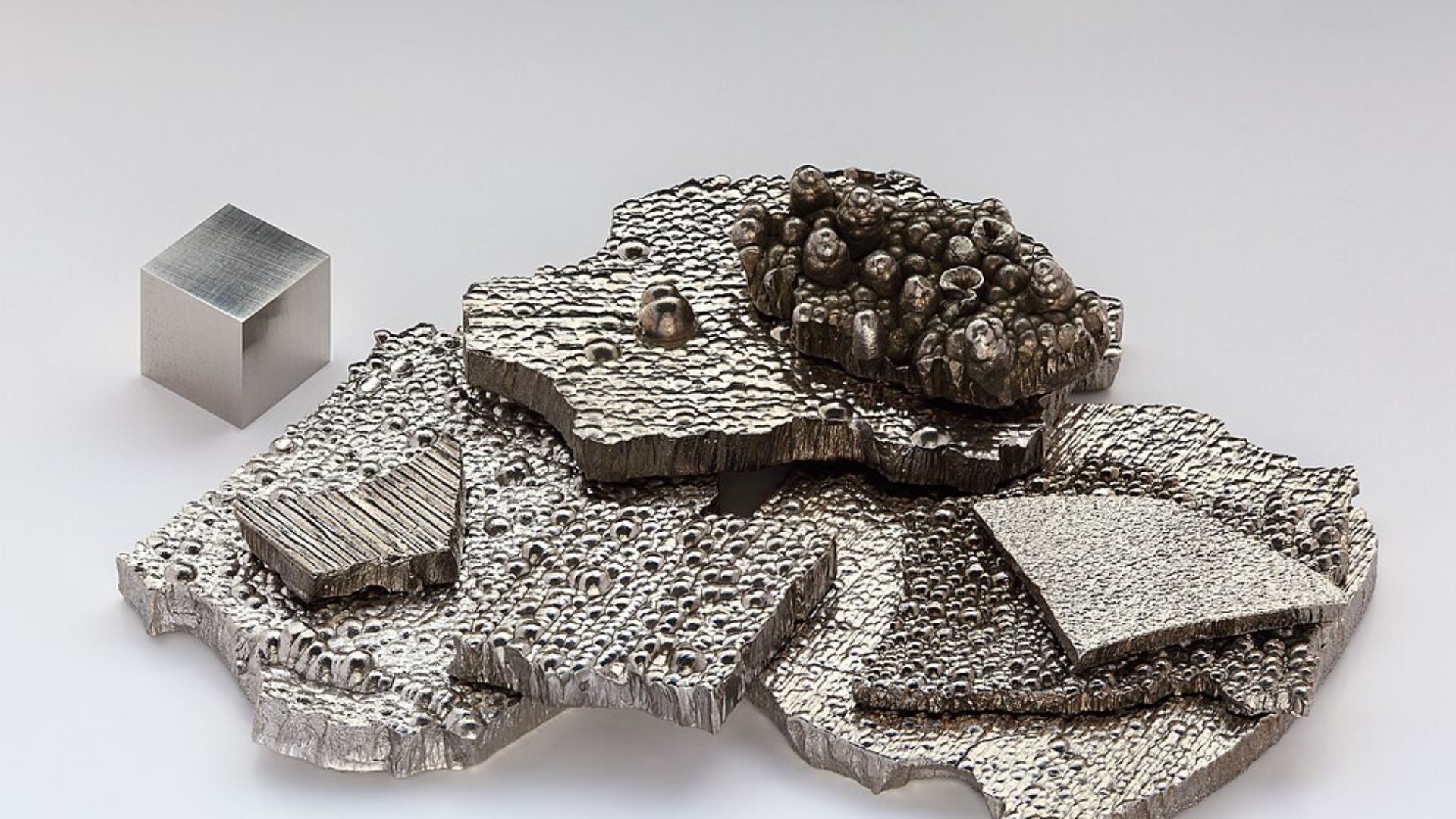 中國智能礦業機器人成功測試於 2,000 米深海採掘鈷