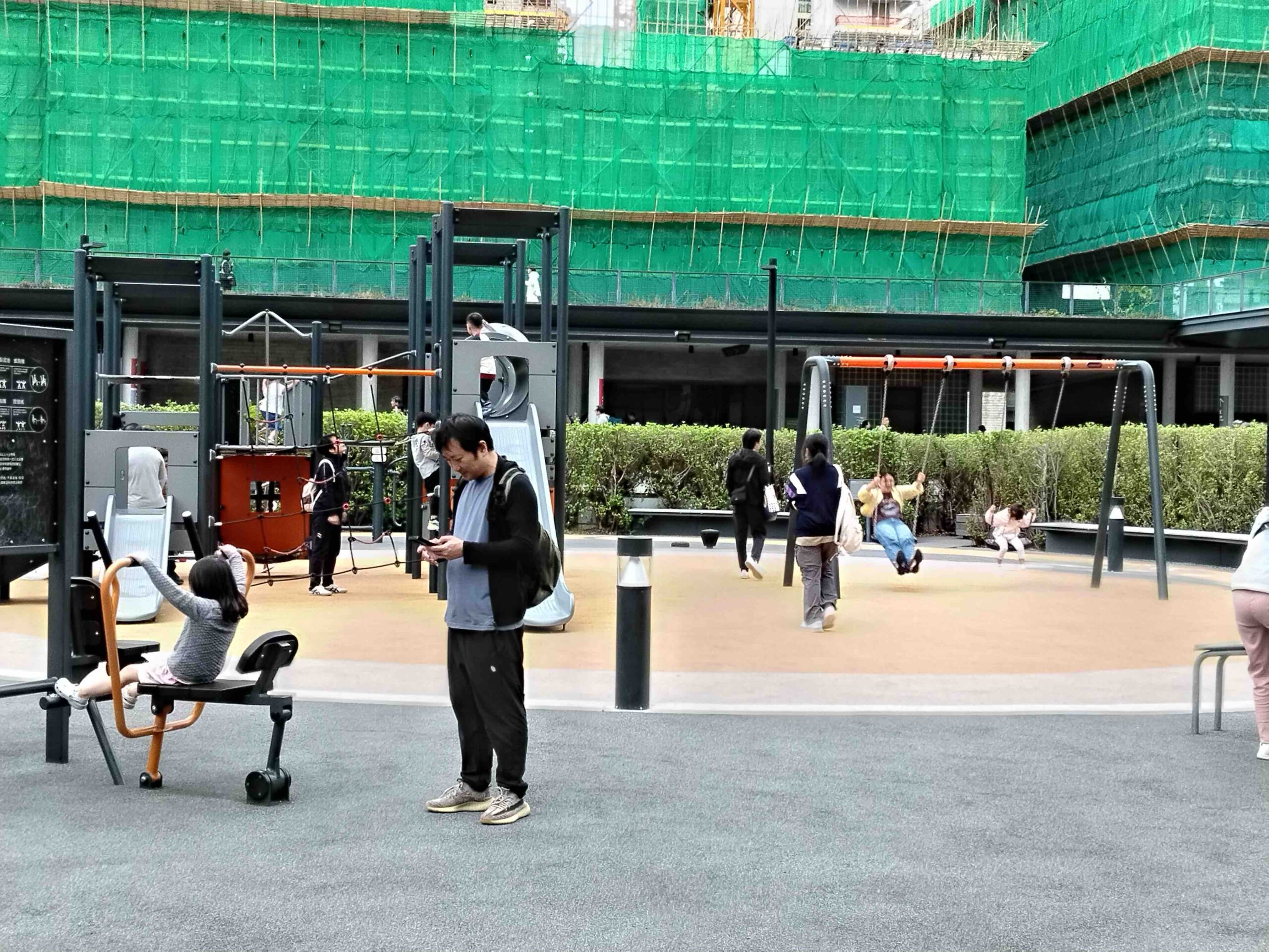 400 Smart 實拍：商場廣場