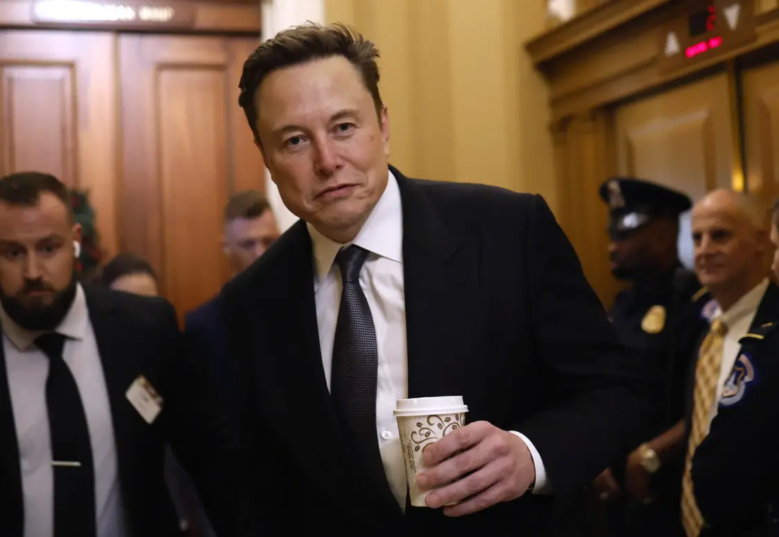 Elon Musk慈善基金會2024年捐款達4.74億美元 大部分流向其控制的實體