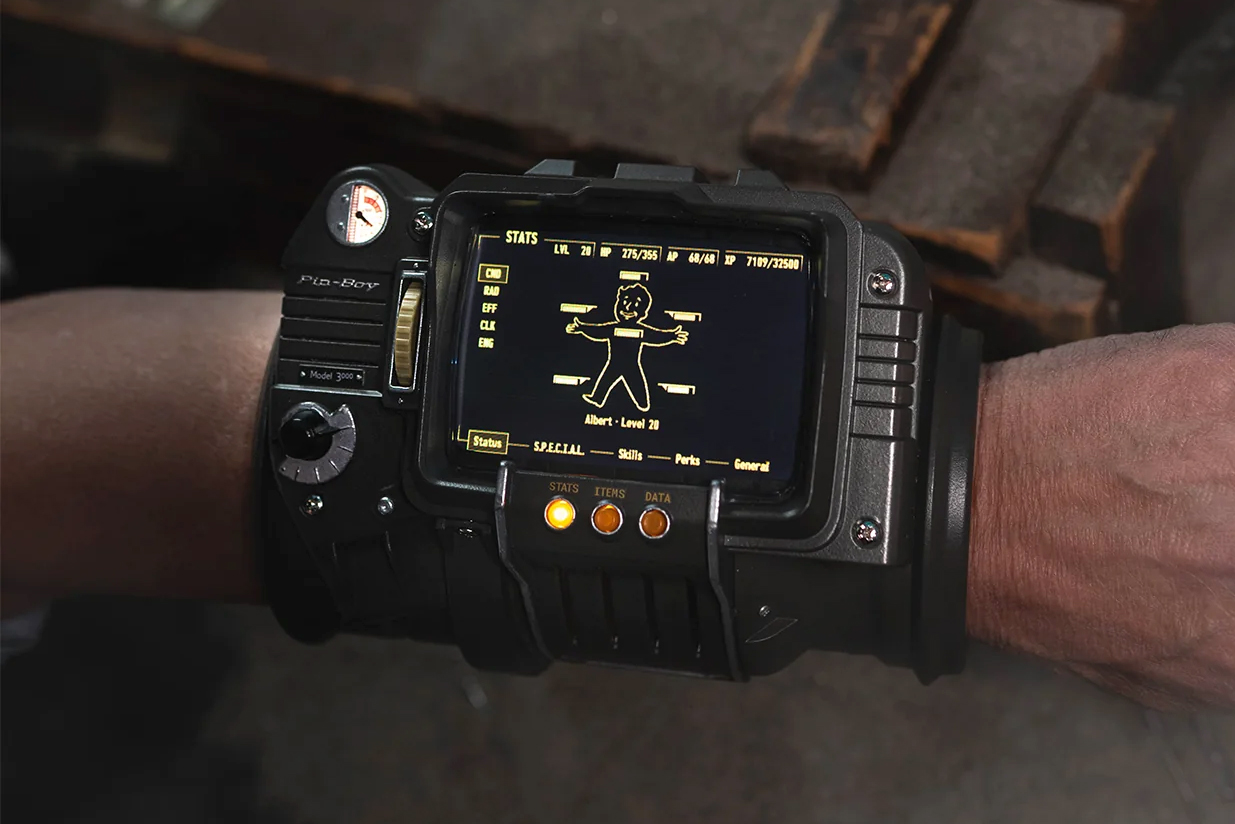 Bethesda 發佈 299.99 美元 Pip-Boy 3000 複製品，具備輻射測量功能