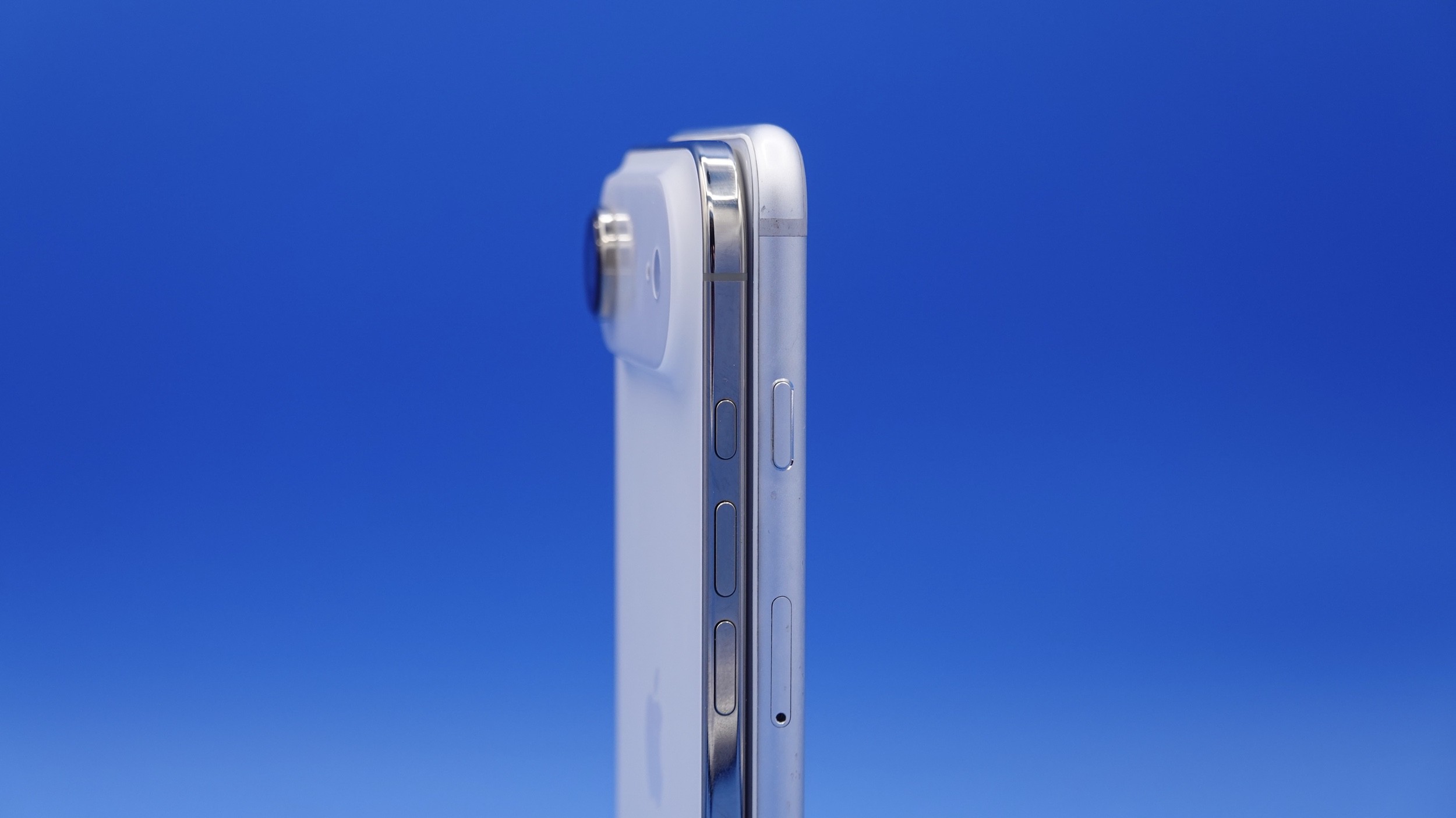 Apple 延遲 iPhone Air 2 發佈，未定新日期