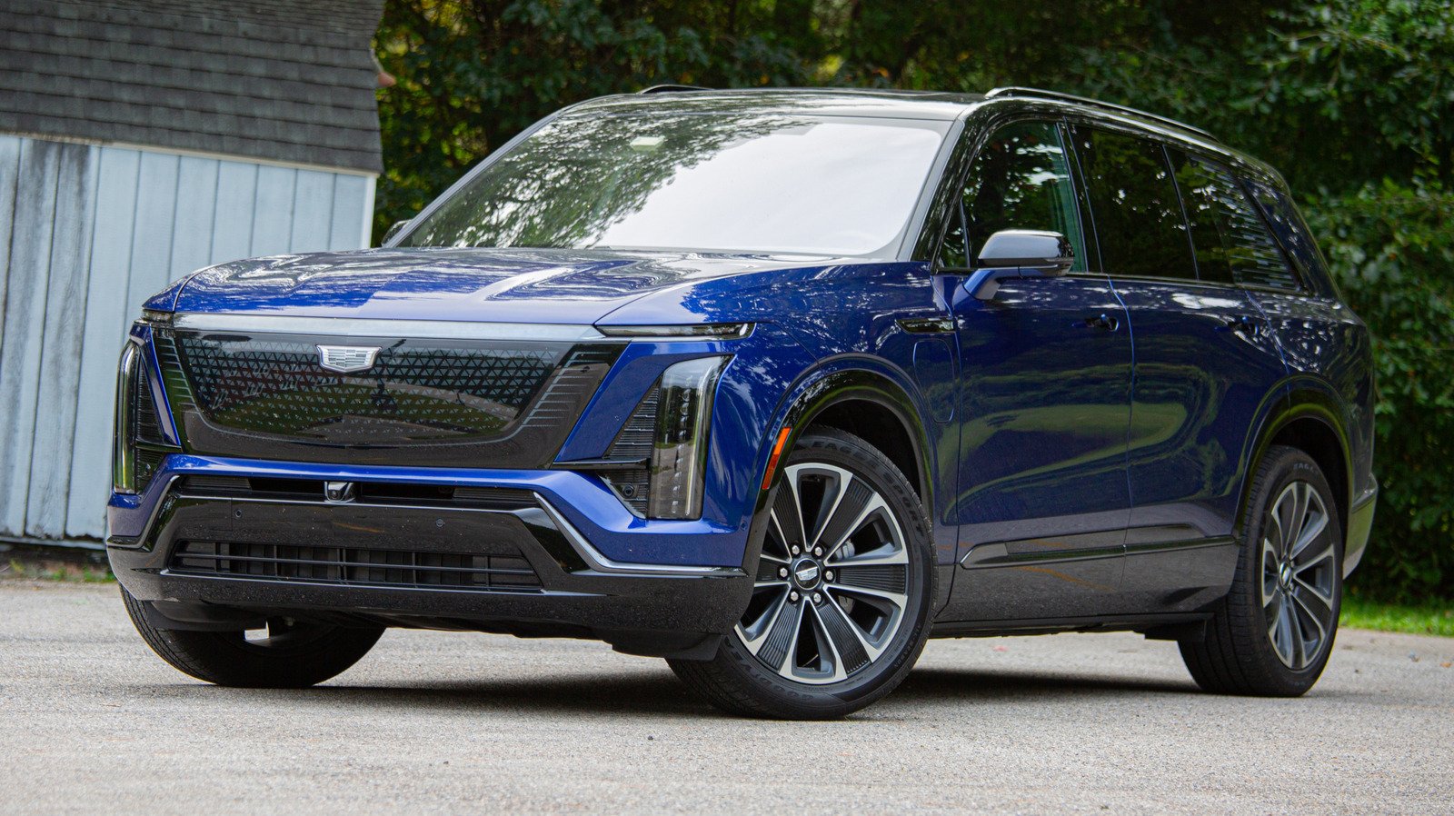 2026 Cadillac Vistiq 獲得最佳電動車稱號，因為目前無其他競爭者出現