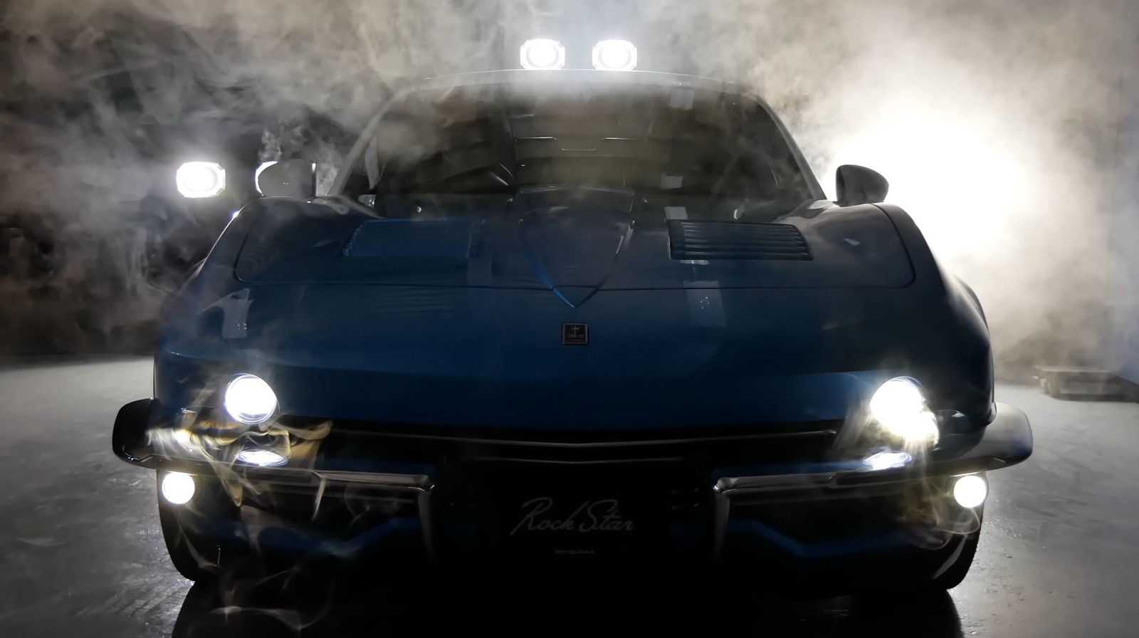 日本 Mini C2 Chevy Corvette 類似車型發佈，設計靈感來自 Miata，外觀更具吸引力