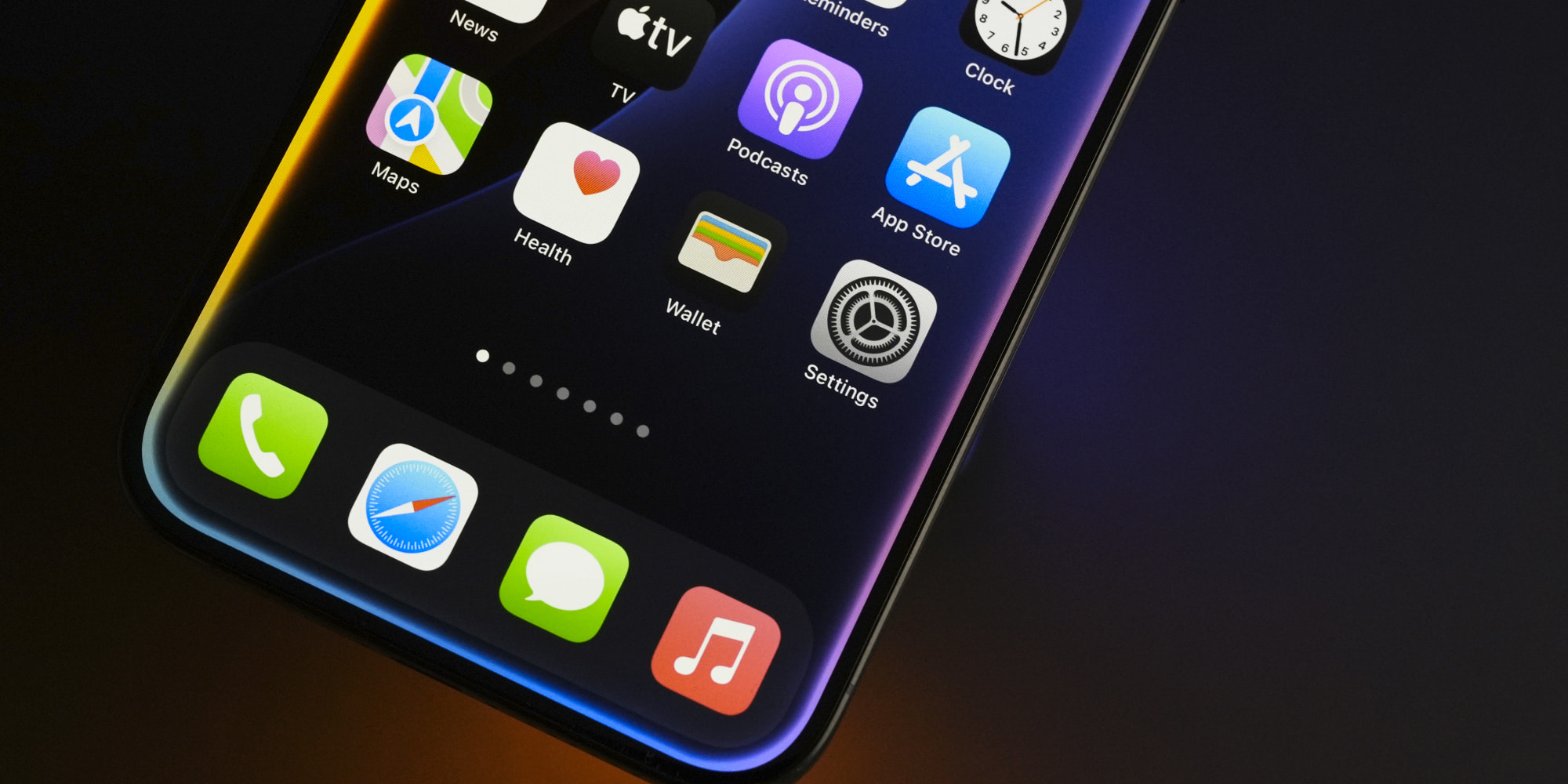 Apple 確認日本用戶可將 iPhone 側鍵設置為啟動第三方語音助手