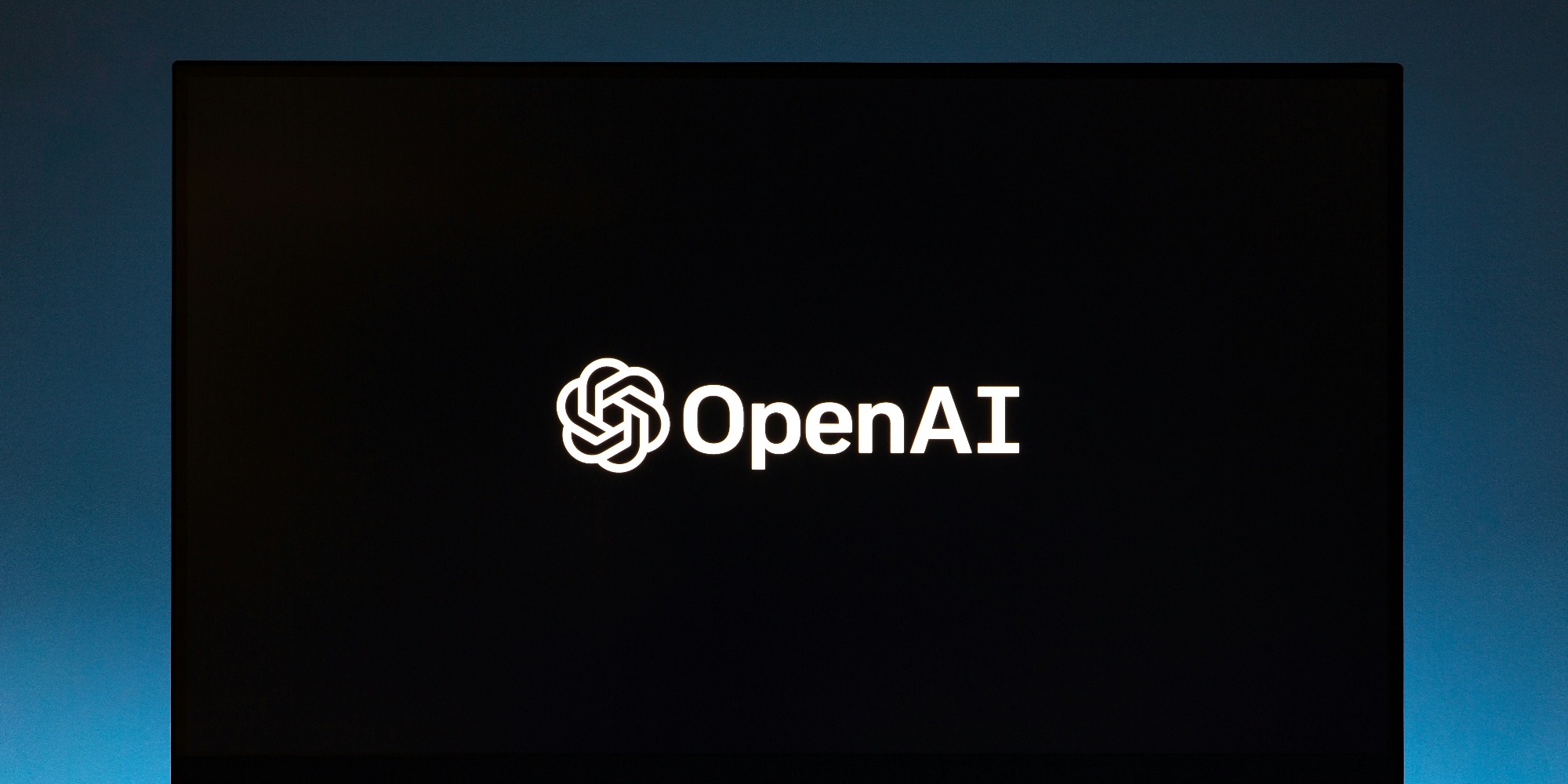 Apple 硬件工程師流失潮，OpenAI 招募多名設計與機械專才