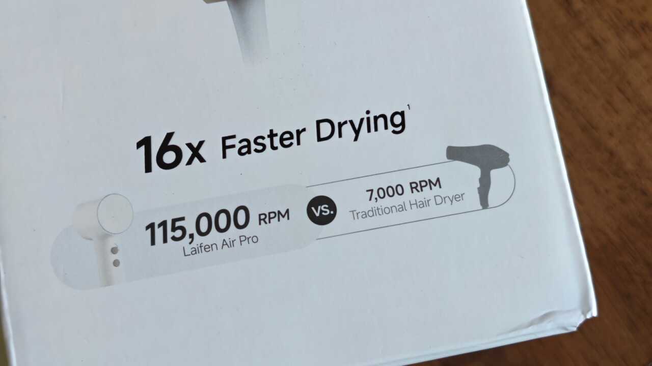 Laifen Air Pro - 盒面宣傳:115,000 rpm 對傳統風筒 7,000 rpm,主打「16x Faster Drying」